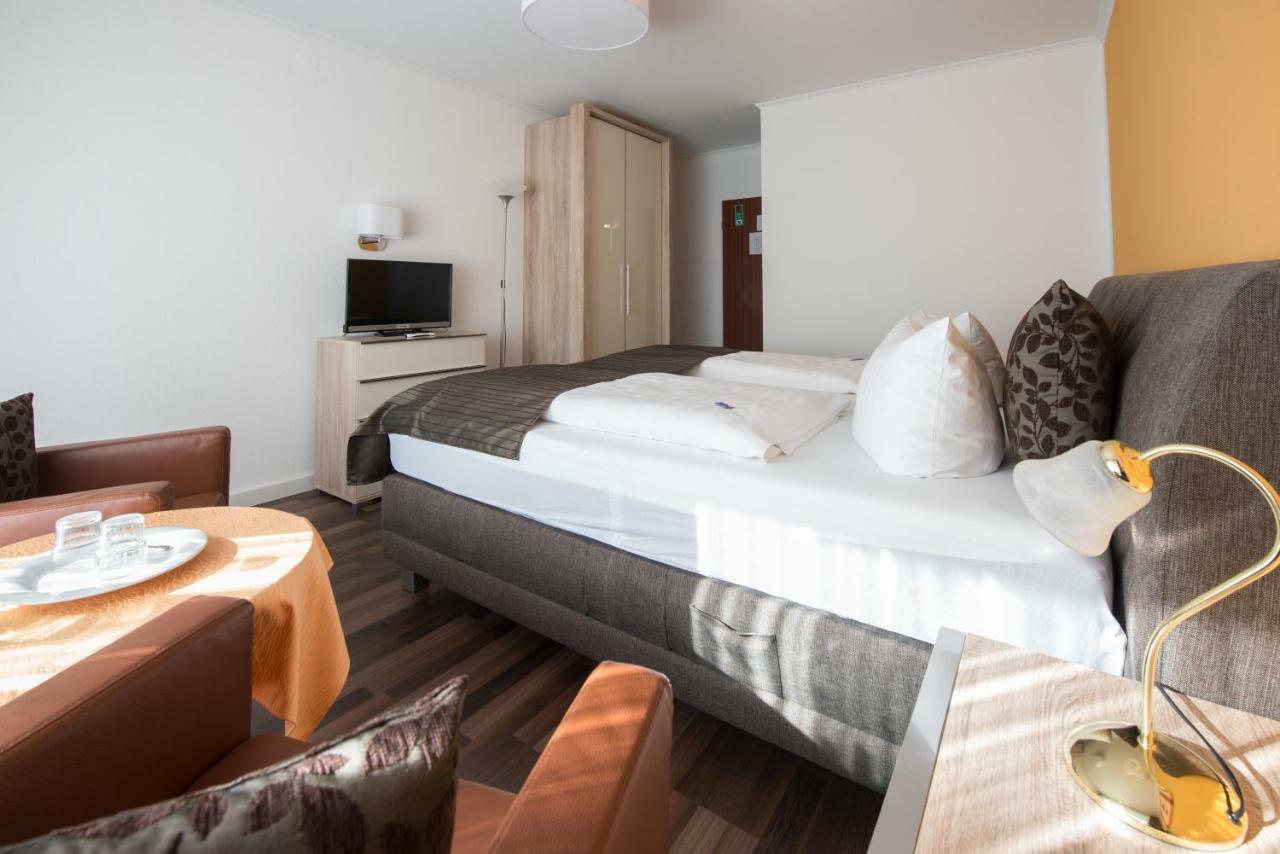 באד זאלצפלן Hotel Joh מראה חיצוני תמונה