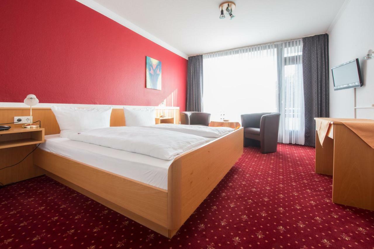 באד זאלצפלן Hotel Joh מראה חיצוני תמונה
